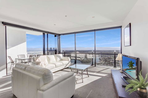 Holiday Holiday Circle On Cavill Apartments - Accommodation BNB 25