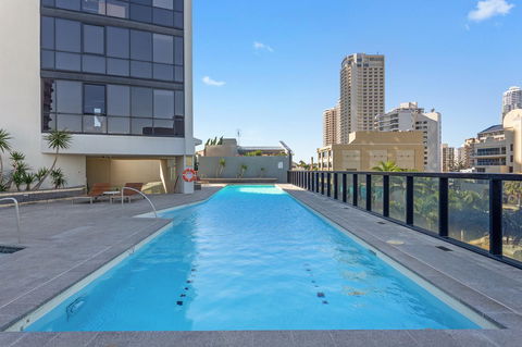 Holiday Holiday Circle On Cavill Apartments - Accommodation BNB 30