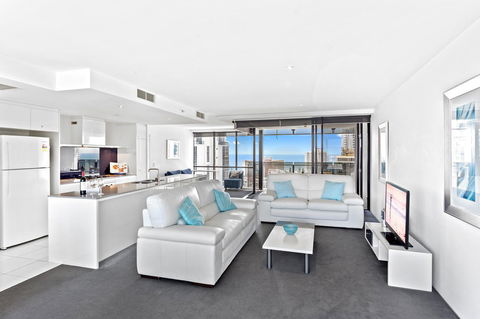 Holiday Holiday Circle On Cavill Apartments - Accommodation BNB 33