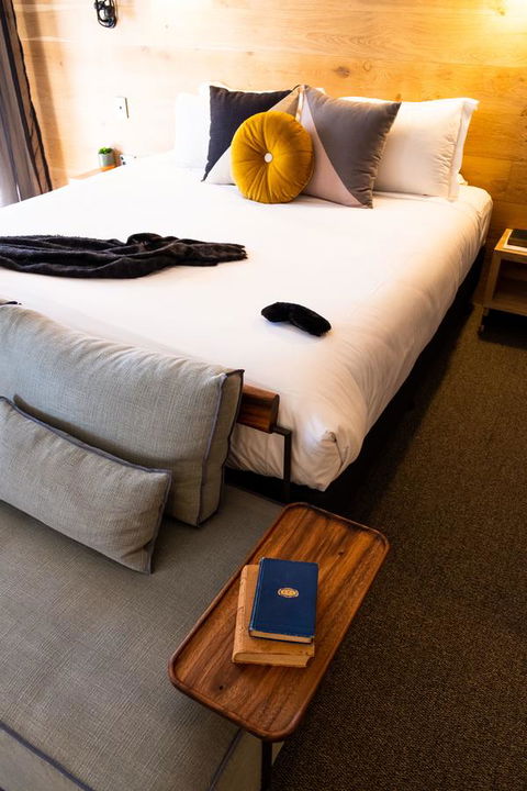 The Island Gold Coast - Accommodation BNB 8