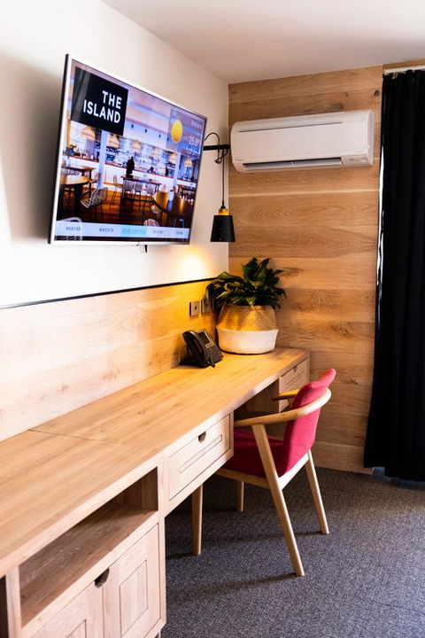 The Island Gold Coast - Accommodation BNB 18