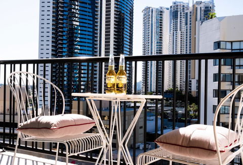 The Island Gold Coast - Accommodation BNB 5
