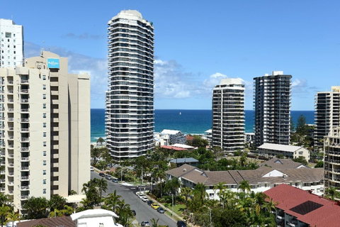 The Meriton Apartments On Main Beach - Accommodation BNB 27