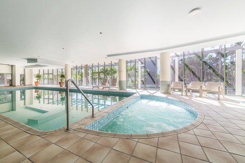 The Meriton Apartments On Main Beach - Accommodation BNB 33