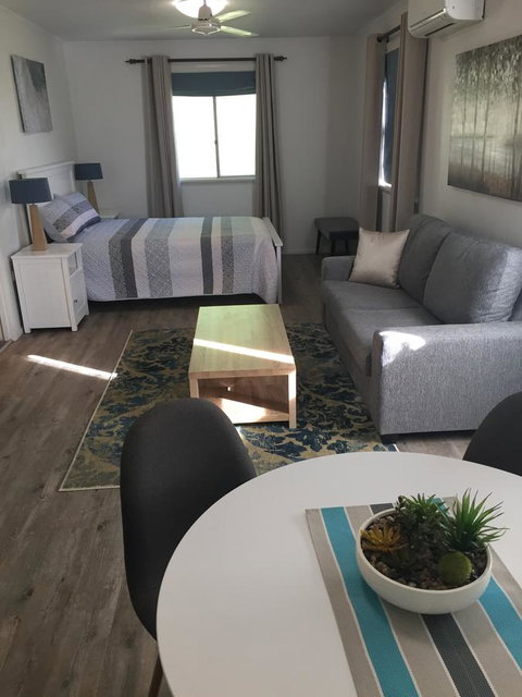 Malanda Manor Guesthouse - Accommodation BNB 10