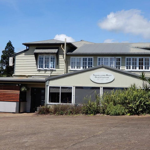 Malanda Manor Guesthouse - Accommodation BNB 4