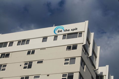84 The Spit Holiday Apartments - Accommodation BNB 29