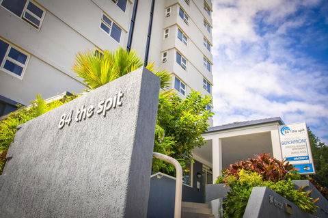 84 The Spit Holiday Apartments - Accommodation BNB 2
