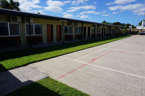 YAL Cairns - A Motel That Makes A Difference - Accommodation BNB 41