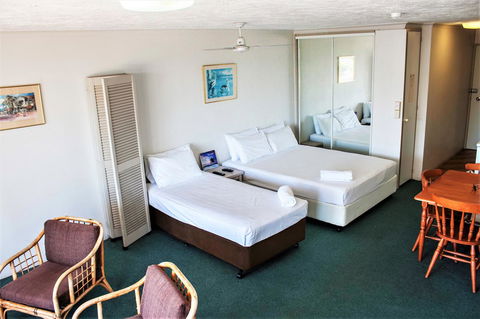Equinox Resort - Accommodation BNB 13