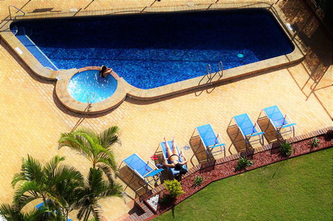 Equinox Resort - Accommodation BNB 7