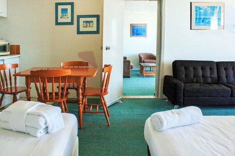 Equinox Resort - Accommodation BNB 14