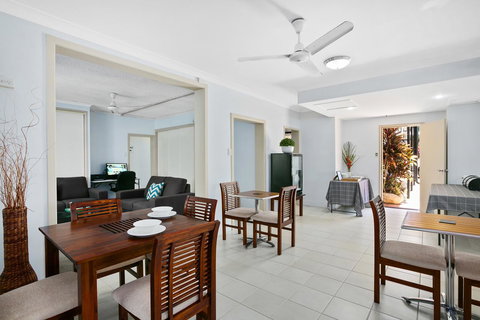 Cairns City Palms - Accommodation BNB 6