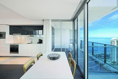 Number 1 H Residences - WiFi, Parking & More By Gold Coast Holidays - Accommodation BNB 19
