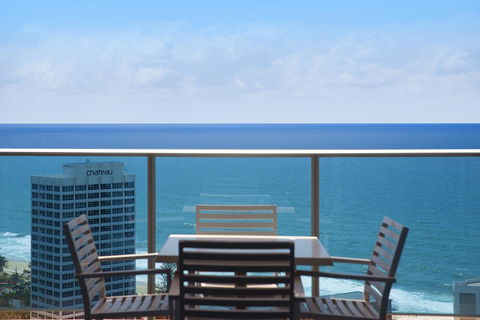 Number 1 H Residences - WiFi, Parking & More By Gold Coast Holidays - Accommodation BNB 27