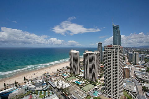 Number 1 H Residences - WiFi, Parking & More By Gold Coast Holidays - Accommodation BNB 9