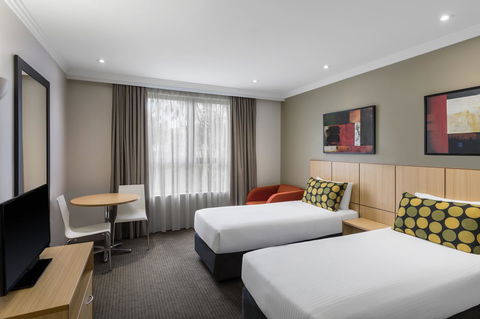 Mercure Brisbane Garden City - Accommodation BNB 4