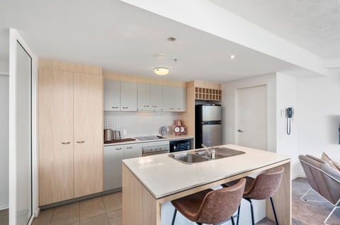 Wings Resort, Apartments And 2 Story Penthouses - We Accommodate - Accommodation BNB 18