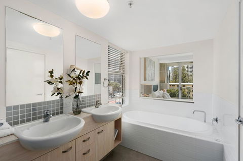 Wings Resort, Apartments And 2 Story Penthouses - We Accommodate - Accommodation BNB 12