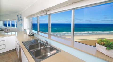 Narrowneck Court Holiday Apartments - Accommodation BNB 5