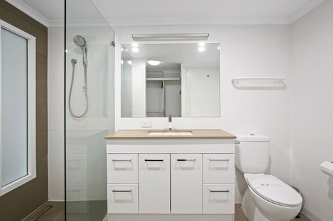 Narrowneck Court Holiday Apartments - Accommodation BNB 15