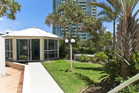 Hi Surf Beachfront Resort Apartments - Accommodation BNB 21