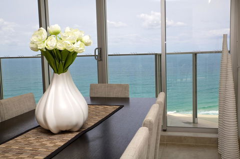 Hi Surf Beachfront Resort Apartments - Accommodation BNB 25