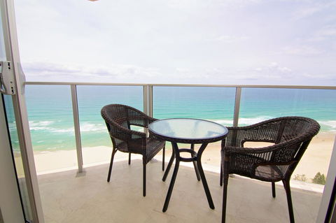 Hi Surf Beachfront Resort Apartments - Accommodation BNB 37