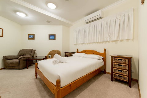 Paradise Penthouse At Waves - Airlie Beach - Accommodation BNB 14