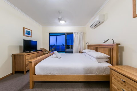 Paradise Penthouse At Waves - Airlie Beach - Accommodation BNB 15