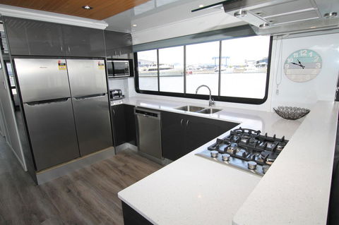 Coomera Houseboats - Accommodation BNB 37