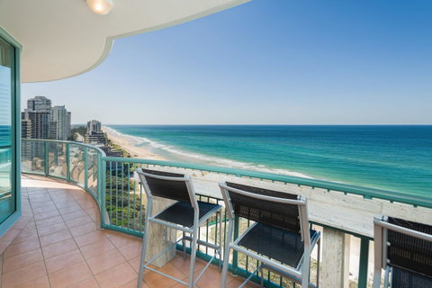 The Waterford On Main Beach - Accommodation BNB 12