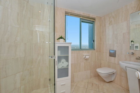 The Waterford On Main Beach - Accommodation BNB 39