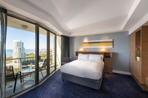 Sofitel Gold Coast Broadbeach - Accommodation BNB 8