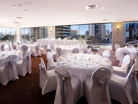 Sofitel Gold Coast Broadbeach - Accommodation BNB 36