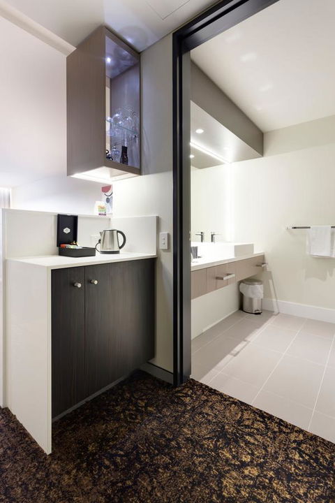 Calamvale Hotel Suites And Conference Centre - Accommodation BNB 14
