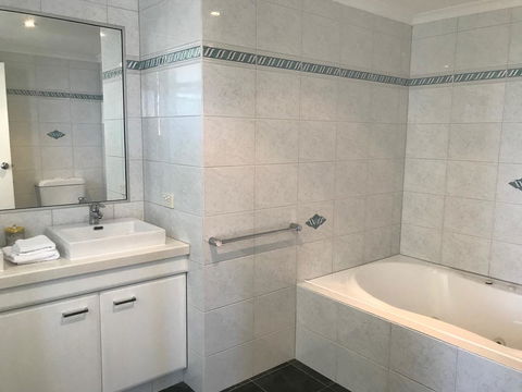 Rainbow Bay Resort Holiday Apartments - Accommodation BNB 5
