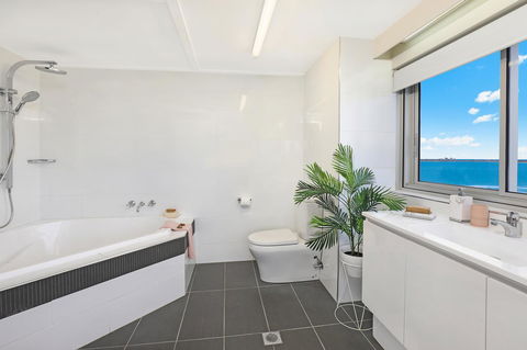 Elouera Tower - Accommodation BNB 3