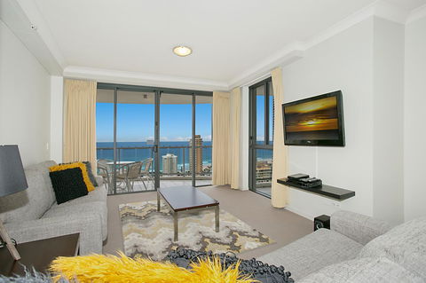 Chevron Renaissance - HR Surfers Paradise - Accommodation BNB 5