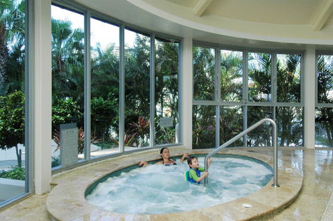 Chevron Renaissance - HR Surfers Paradise - Accommodation BNB 17