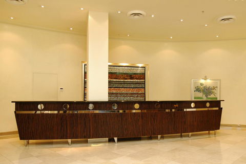 Chevron Renaissance - HR Surfers Paradise - Accommodation BNB 23