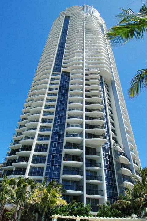 Chevron Renaissance - HR Surfers Paradise - Accommodation BNB 19