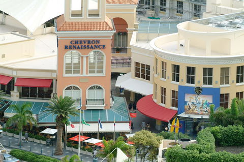 Chevron Renaissance - HR Surfers Paradise - Accommodation BNB 27