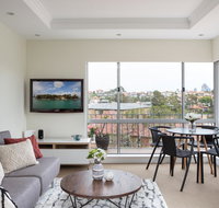 Waterside Mosman Bay Apartment w Stunning Views - Accommodation BNB