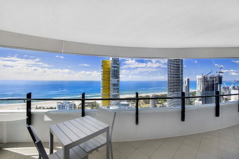 Wave Apartments Broadbeach - Accommodation BNB 3