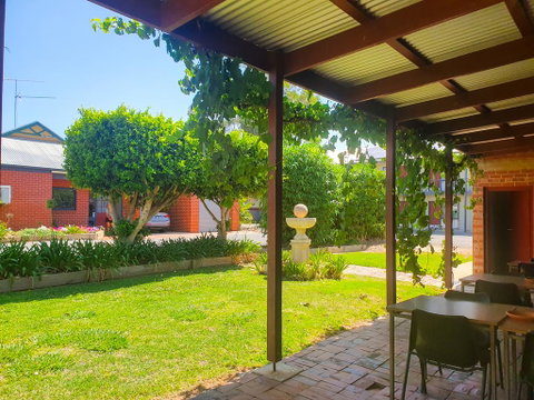 Wentworth Central Motor Inn - Accommodation BNB 0