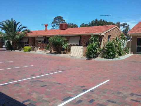Werribee Park Motor Inn - Accommodation BNB 2