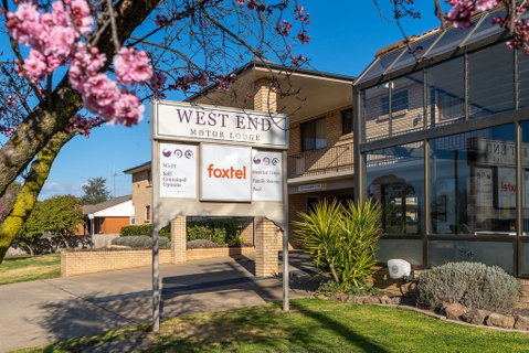 West End Motor Lodge - Accommodation BNB 0