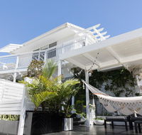 White Beach Cottage - Accommodation BNB