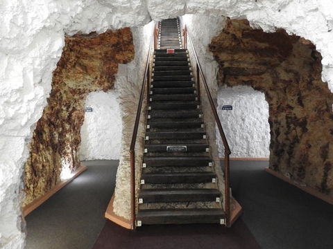 White Cliffs Underground - Accommodation BNB 2